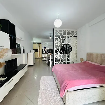 Romantic Seaside Perfect For Couples 아파트 Vlorë